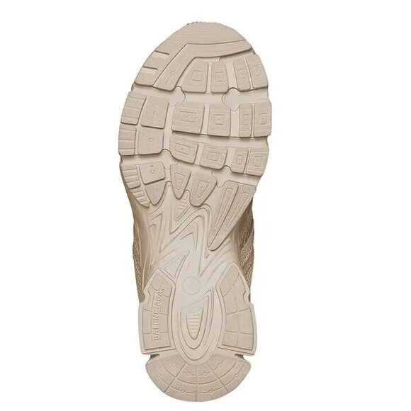 Balenciaga Men's Phantom Sneaker - Picture 5 of 13